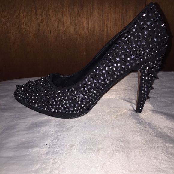 Rock and Republic Spikey Heels - Picture 2 of 6